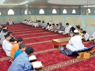 إقرار قانون مراكز تحفيظ القرآن في الدولة دون الإعلان عن بنوده