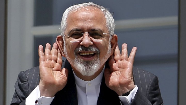 ايران تنفي تصريحات كيري بإرسال طهران أسلحة إلى الحوثيين