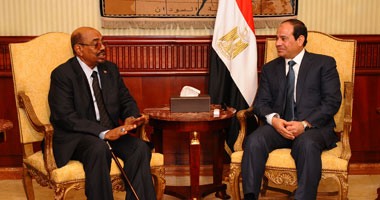 الرئيس السوداني يصل القاهرة في زيارة رسمية 
