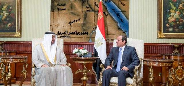 الإمارات تمنح مصر وقوداً بقيمة 3.6 مليار درهم