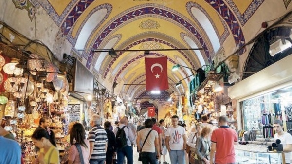 التضخم  بتركيا يتراجع من أعلى مستوى في ثماني سنوات