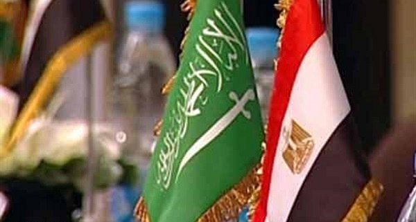 السعودية ومصر توقعان اتفاقيتين لدعم التعاون التجاري المشترك