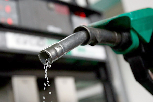 ارتفاع أسعار الوقود في الدولة لشهر فبراير المقبل