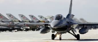 الناتو: سنطبق قواعد الاشتباك في حال اختراق مقاتلات روسية المجال التركي