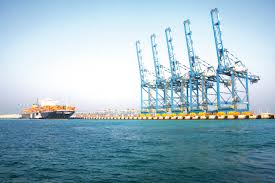 موانئ أبوظبي تعلن عن انجازها دراسة المرحلة الثانية لإنشاء ميناء خليفة