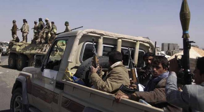 رويترز: مقتل 22 شخصا في اشتباكات بين الحوثيين والقبائل باليمن