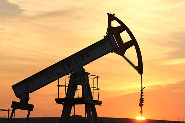 أسعار النفط تواصل الصعود لليوم الثاني على التوالي