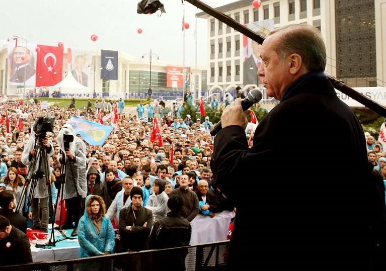 أردوغان: أوروبا أظهرت تحالفها الصليبي باجتماع قادتها بالفاتيكان