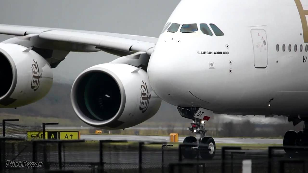" طيران الإمارات " تعتزم رفع عدد طائرتها " إيرباص - A380 " لألمانيا