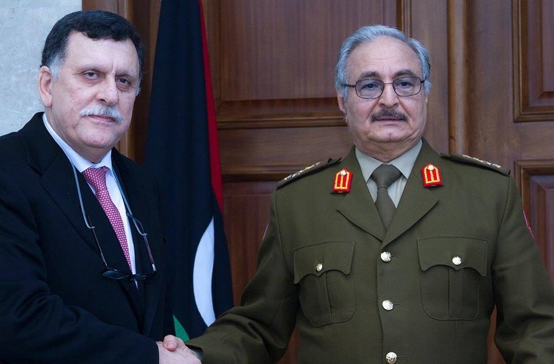 فرنسا تشترط دعم "الوفاق" الليبية بتسوية مع الانقلابي حفتر