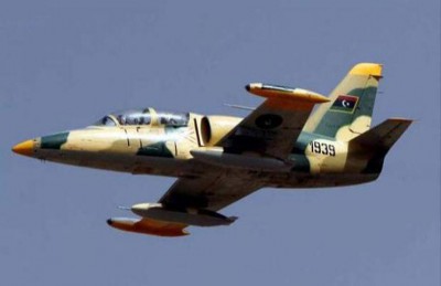 كتائب الثوار يسقطون طائرة حربية تابعة للمتمرد حفتر شرقي ليبيا