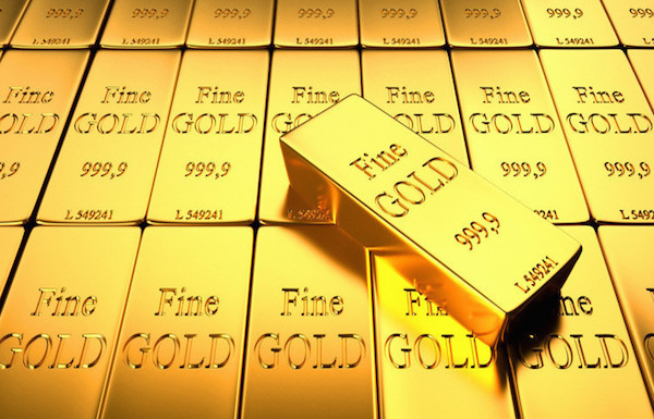 الذهب يتجه لأول انخفاض شهري منذ ديسمبر