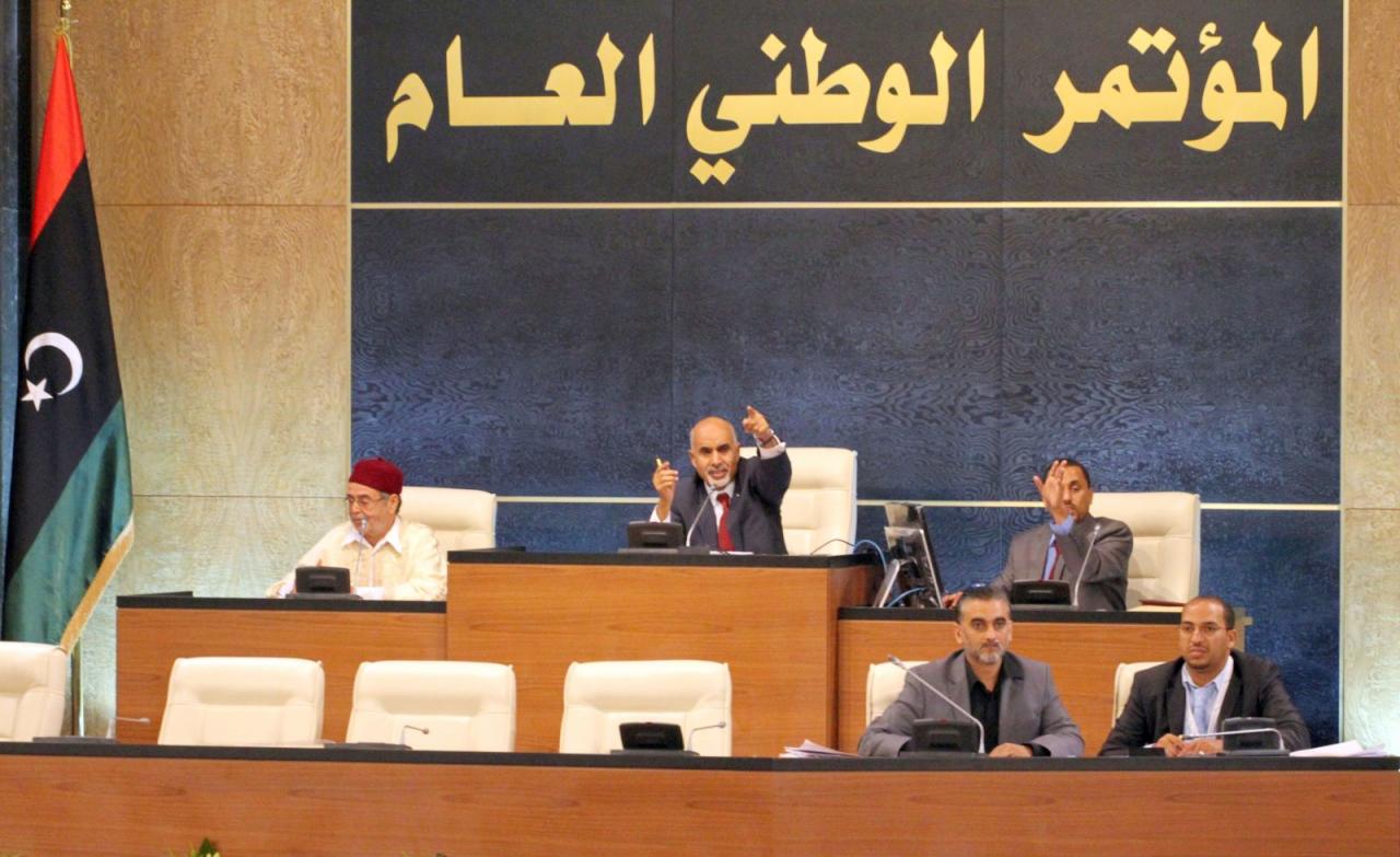 حكومة طرابلس تتجه لرفض اتفاق مع حكومة طبرق كونه يمنح "حفتر" حصانة