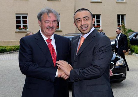 عبدالله بن زايد يبحث مع وزير خارجية لوكسمبورغ العلاقات الثنائية
