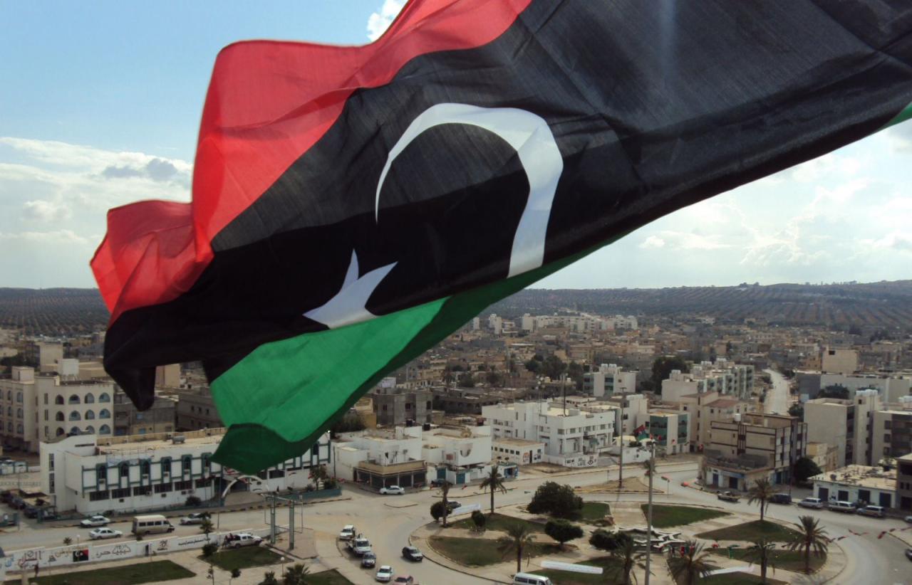 توتر كبير في العاصمة الليبية وإطلاق نار وانفجارات قوية